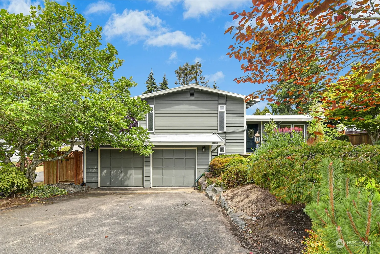 9027 Bowdoin Way photo 1