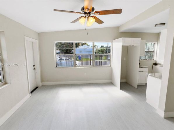 miami-florida-343577321 picture