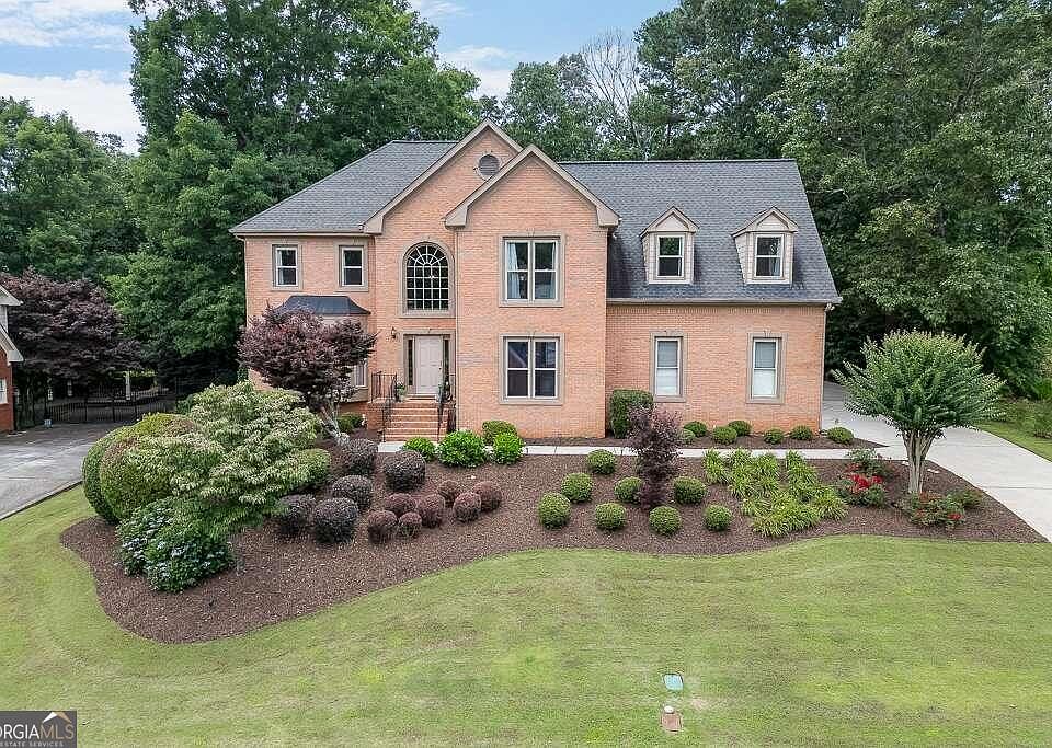 1st image of 1485 Country Lake Dr SW