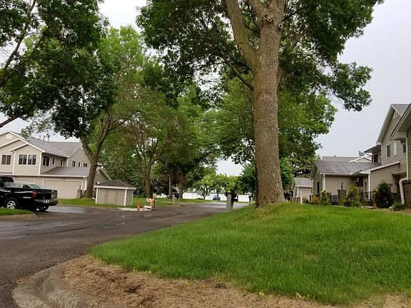 5th image of 11256 Robinson Dr NW