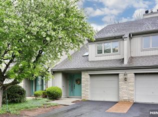 609 Glasmere Rd #609, Mahwah, NJ 07430