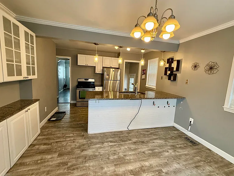 25304 Culver St — Photo 13