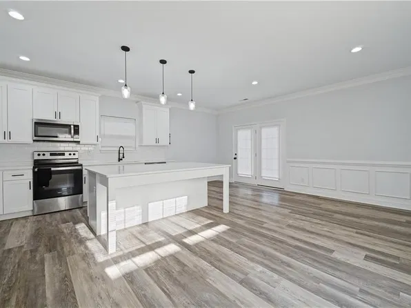 1304 West Ave, Hampton, VA 23669
