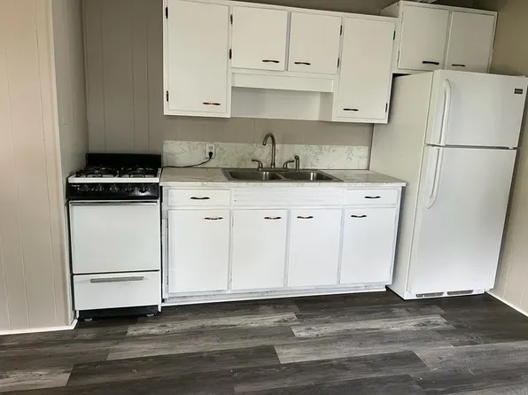 72 Highland St, West Warwick, RI