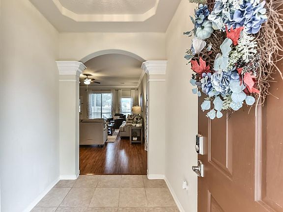 3rd image of 16727 Roseglade Dr