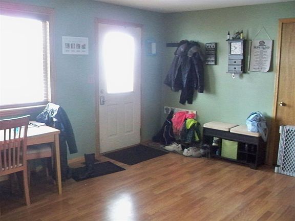 4th image of 1325 Carbon St