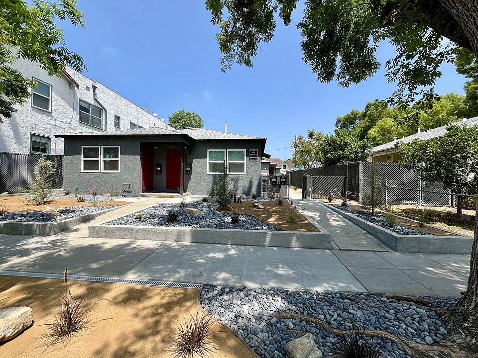 1st image of 3609 W Clark Ave