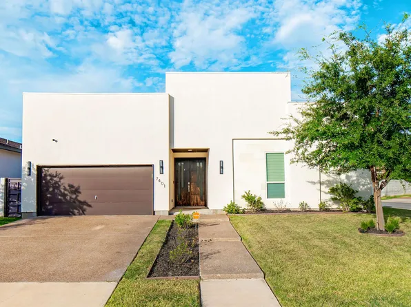 7401 Edith Wharton Dr, Laredo, TX 78041