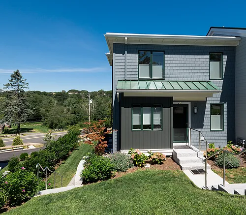 41 Cliff Rd #A Photo 1