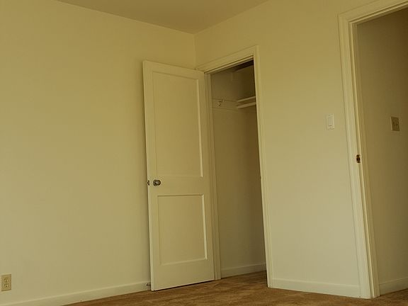 Huge bedroom 1