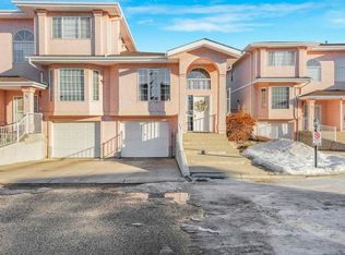 Meadows Twin Brooks, Edmonton, AB T6J 6Z4