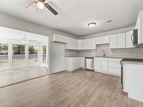 4th image of 2505 Toni Ave