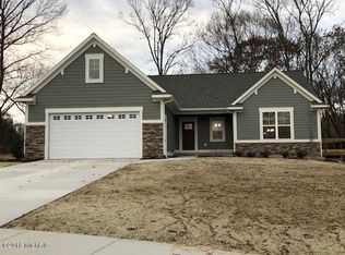 4098 Ronalds Rd, Dorr, MI 49323