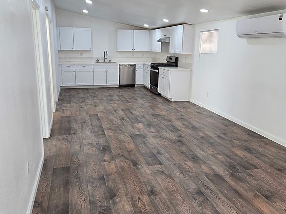 5th image of 4248 David Way #B
