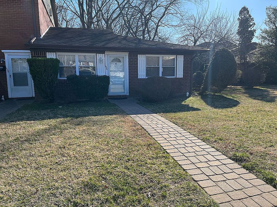 1st image of 156 Esmeralda Ct
