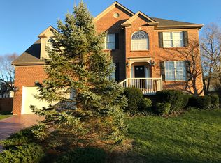 690 Mint Hill Ln, Lexington, KY 40509