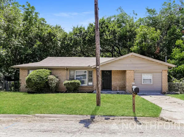 607 Dixon St, Cleburne, TX 76033
