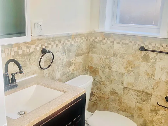 197 Lembeck Ave #3 — photo 6 of 7