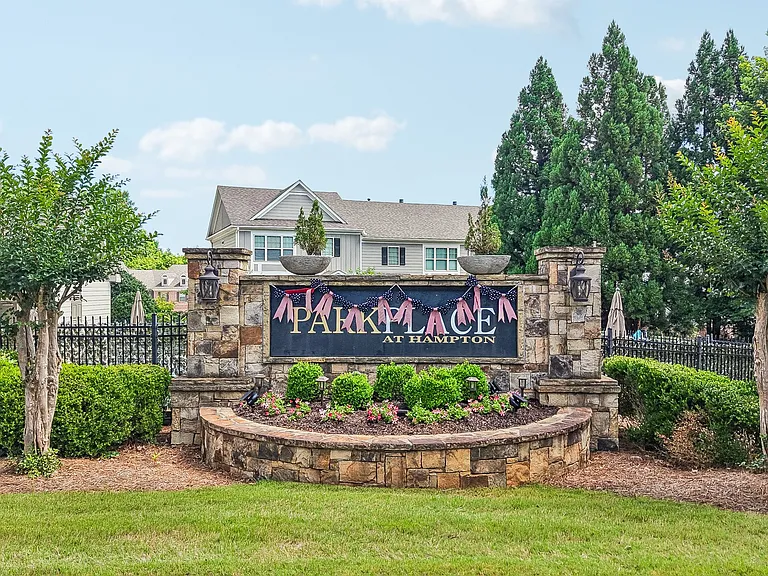 5860 Vinyard Ln — Photo 38