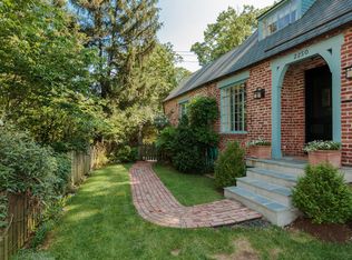 2250 S Kent St, Arlington, VA 22202