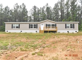812 White Pond Rd, Williston, SC 29853