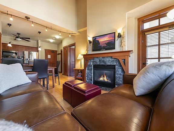 5th image of 1850 Village South Rd #413
