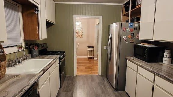 4th image of 2404-2406 Gettle St