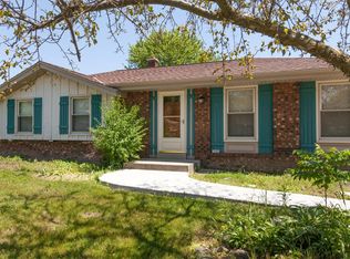 7810 S Quincy Ave, Oak Creek, WI 53154