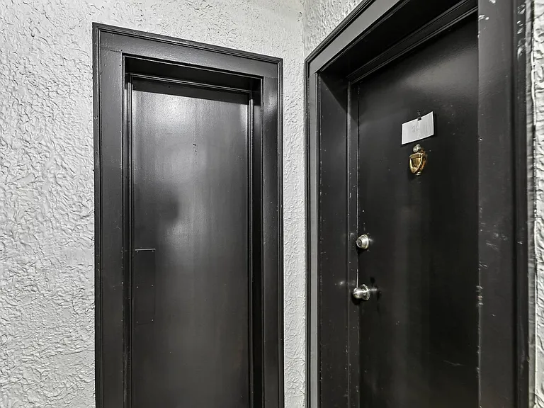 Archwood Manor — Photo 4