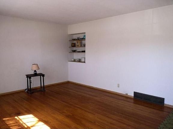 4th image of 7717 N Sherman Blvd