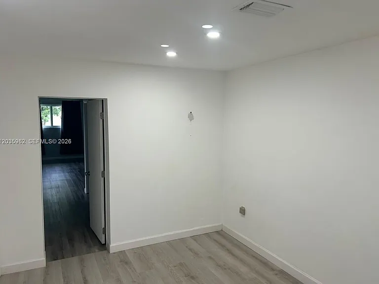 8764 SW 54th Ter #EFFICIENCY — Photo 5