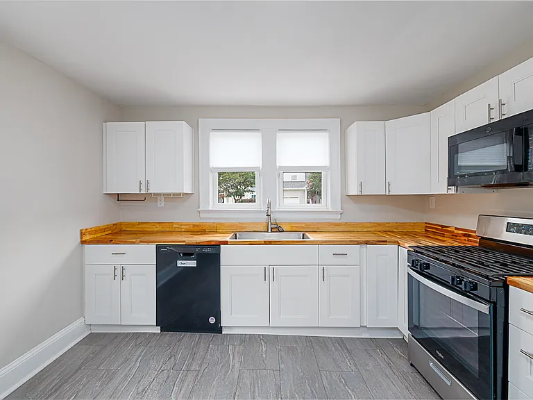 221 Cherry St #1 — Photo 12