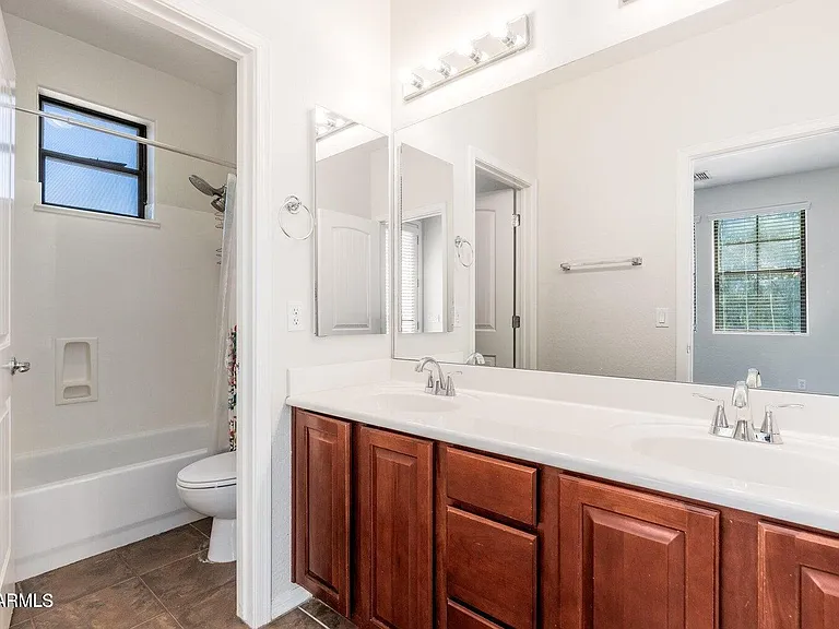 1405 W Pelican Ct — Photo 23