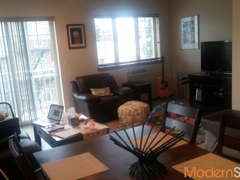 2nd image of 3279 36th St