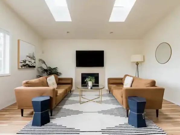 2520 S Orcas St #B, Seattle, WA 98108