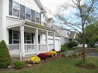 1st image of 438 Greenhill Dr