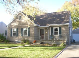 1413 4th St, Brookings, SD 57006