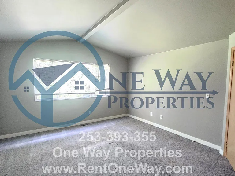 6311 56th Street Ct W — Photo 8