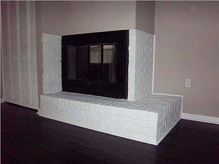 3rd image of 1831 N Iroquois Dr