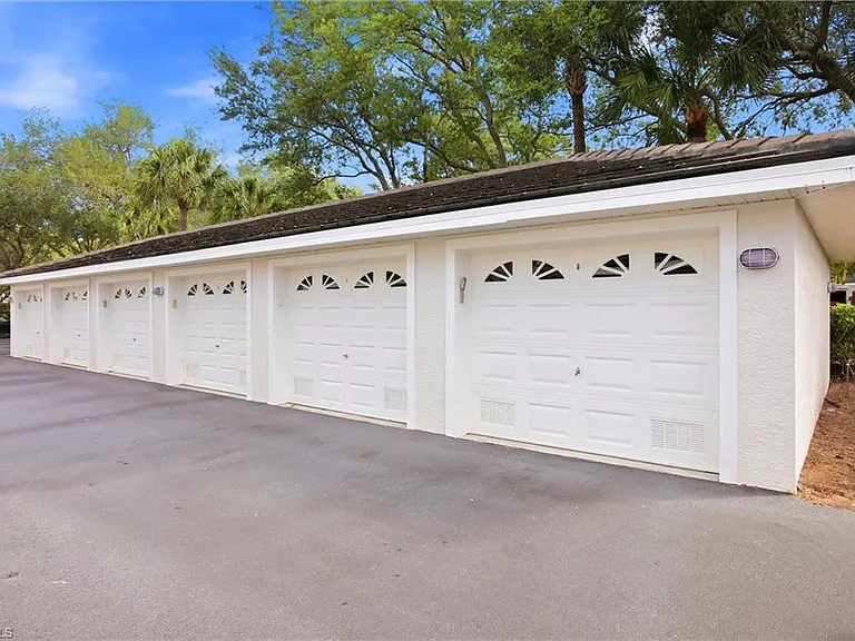 3431 Pointe Creek Ct #102 — Photo 22