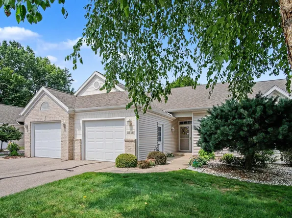 3315 Town Crossing Dr SW, Grandville, MI 49418