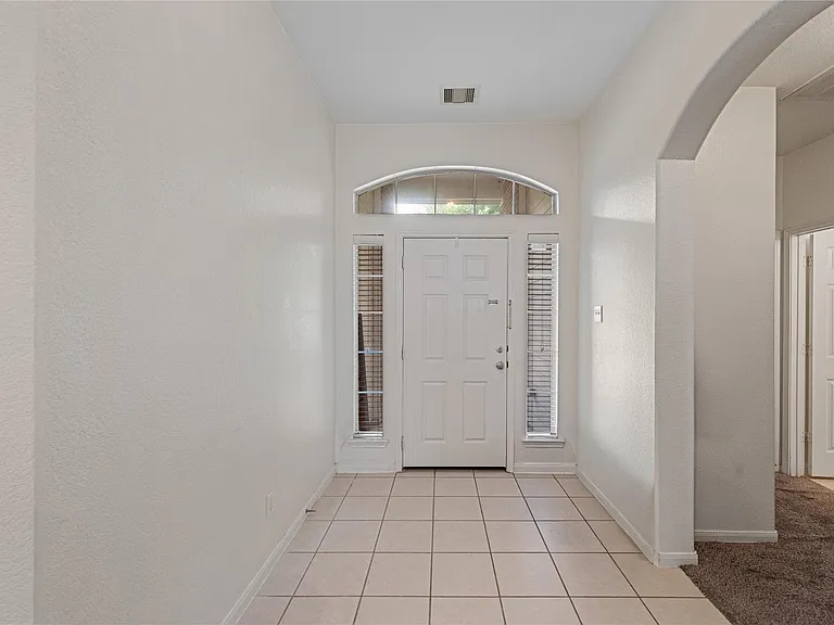 21314 Bella Flora Ct — Photo 3