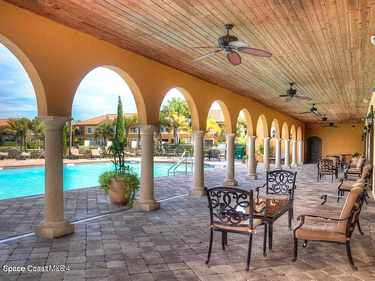 765 Ventura Dr — Photo 31