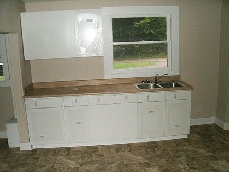 3rd image of 180 Emery Ter APT C