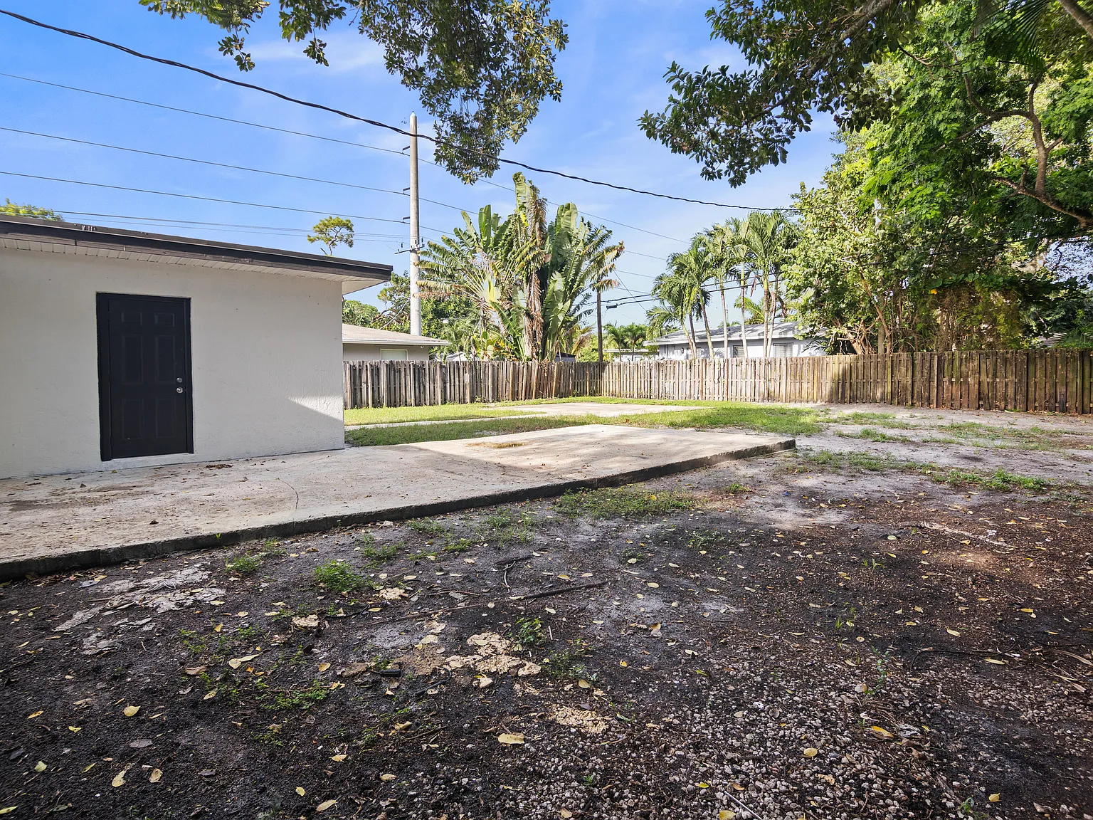 3 bed, 1800 sqft, $2,995 — Photo 3
