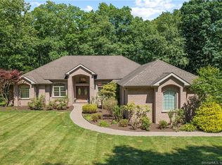 489 Pequot Trl, Stonington, CT 06378