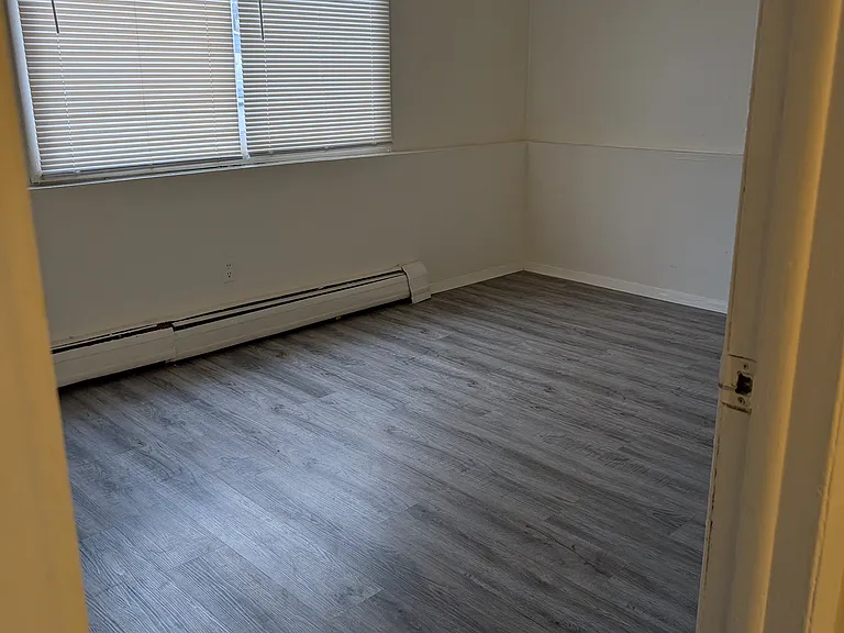 2050 Lilac Ln #G1 — Photo 10