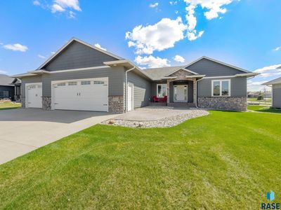 9205 W Dragonfly Dr, Sioux Falls, SD, 57107