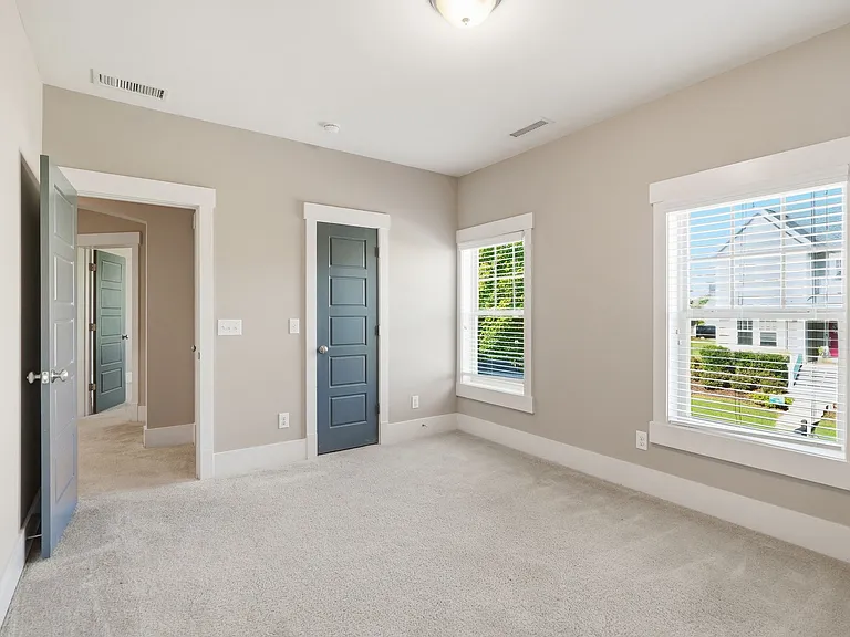 224 N Serenity Hill Cir — Photo 17