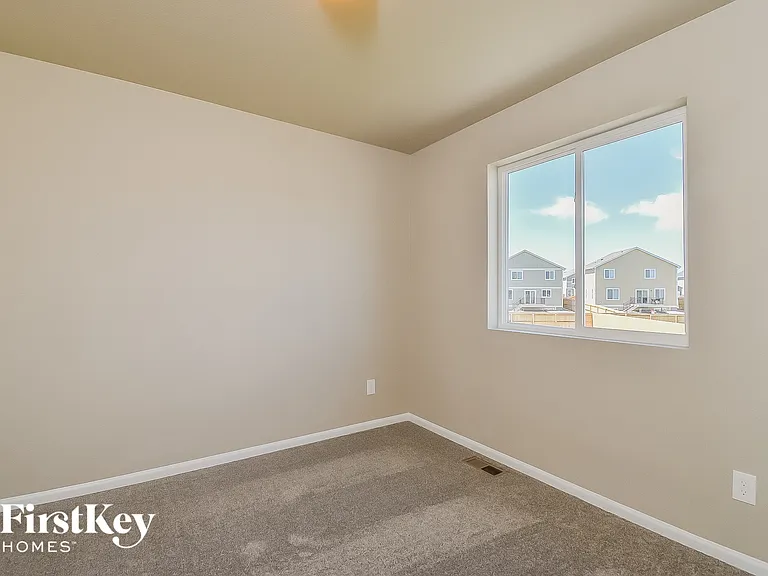 6922 Shunka Ln — Photo 12